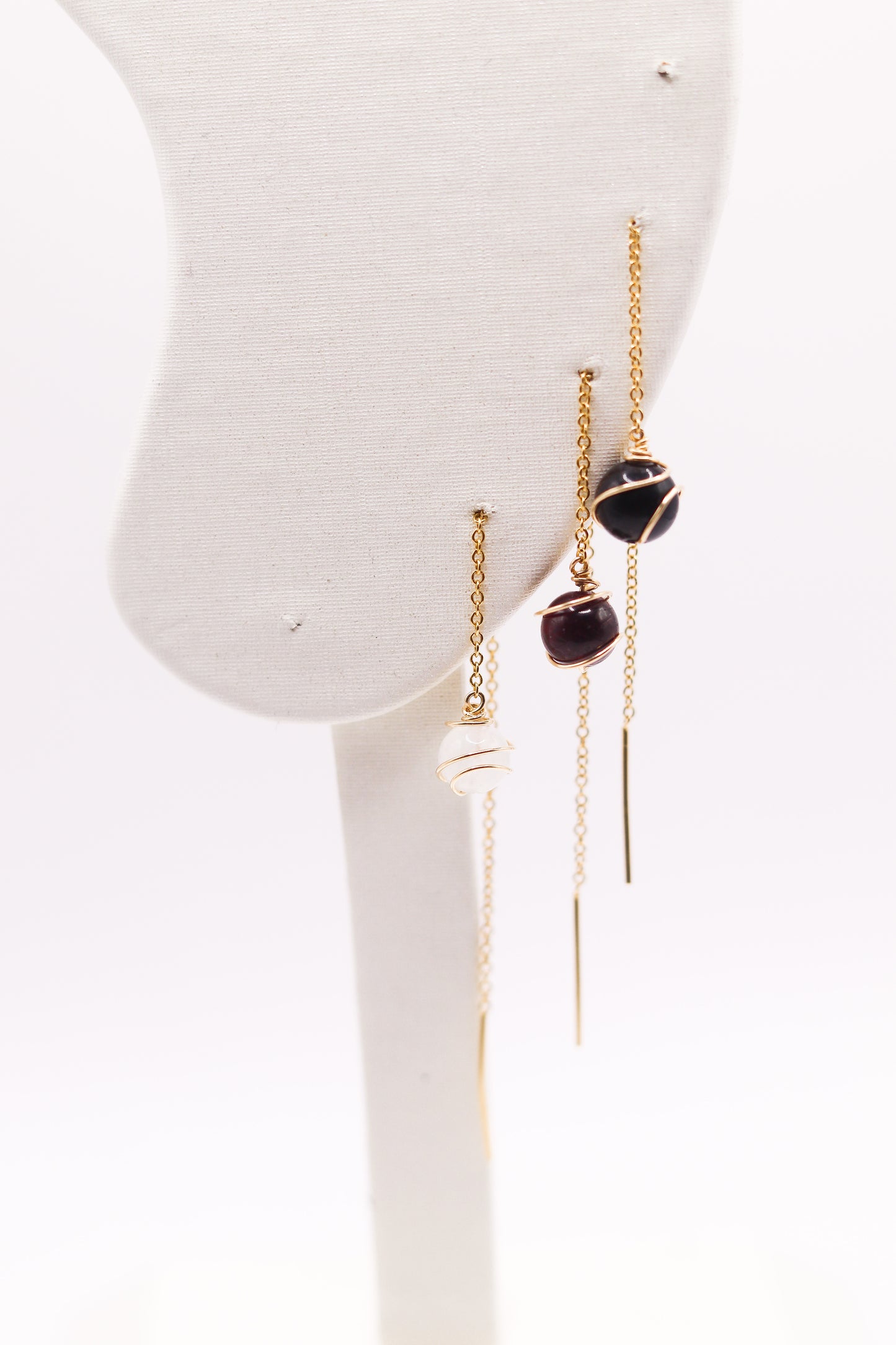 Boucle d’oreille en obsidienne dorée- pierre de lune - grenat – perle 6 mm