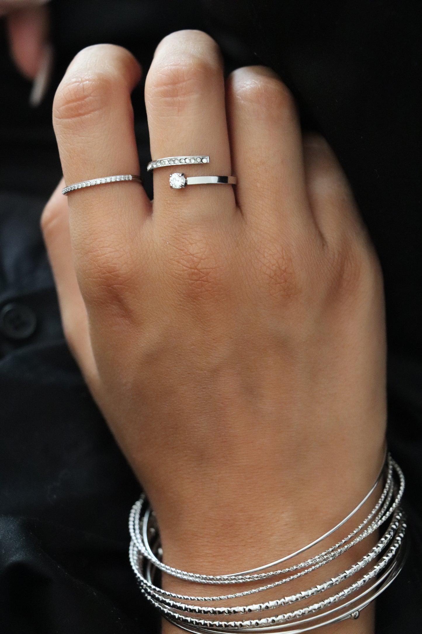 Bague fine dorée zircon Livia  – Acier inoxydable